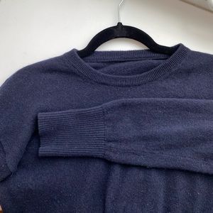 Uniqlo Women's Cashmere Crewneck Sweater Wool Pullover Knitwear Navy Blue XS
